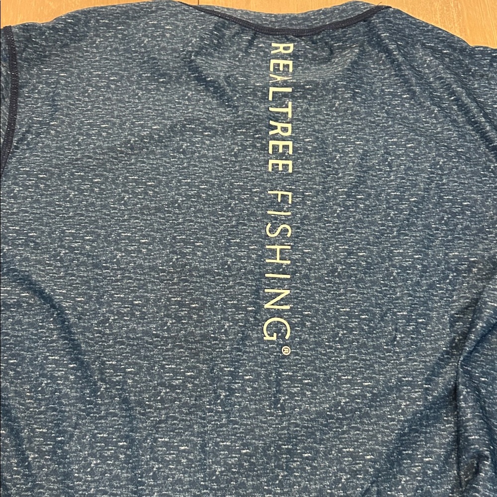 Realtree‎ Men's Long Sleeve reversible Blue Pattern Tee - Picture 3 of 8